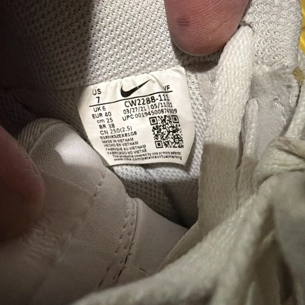 White air force 1s Us 7